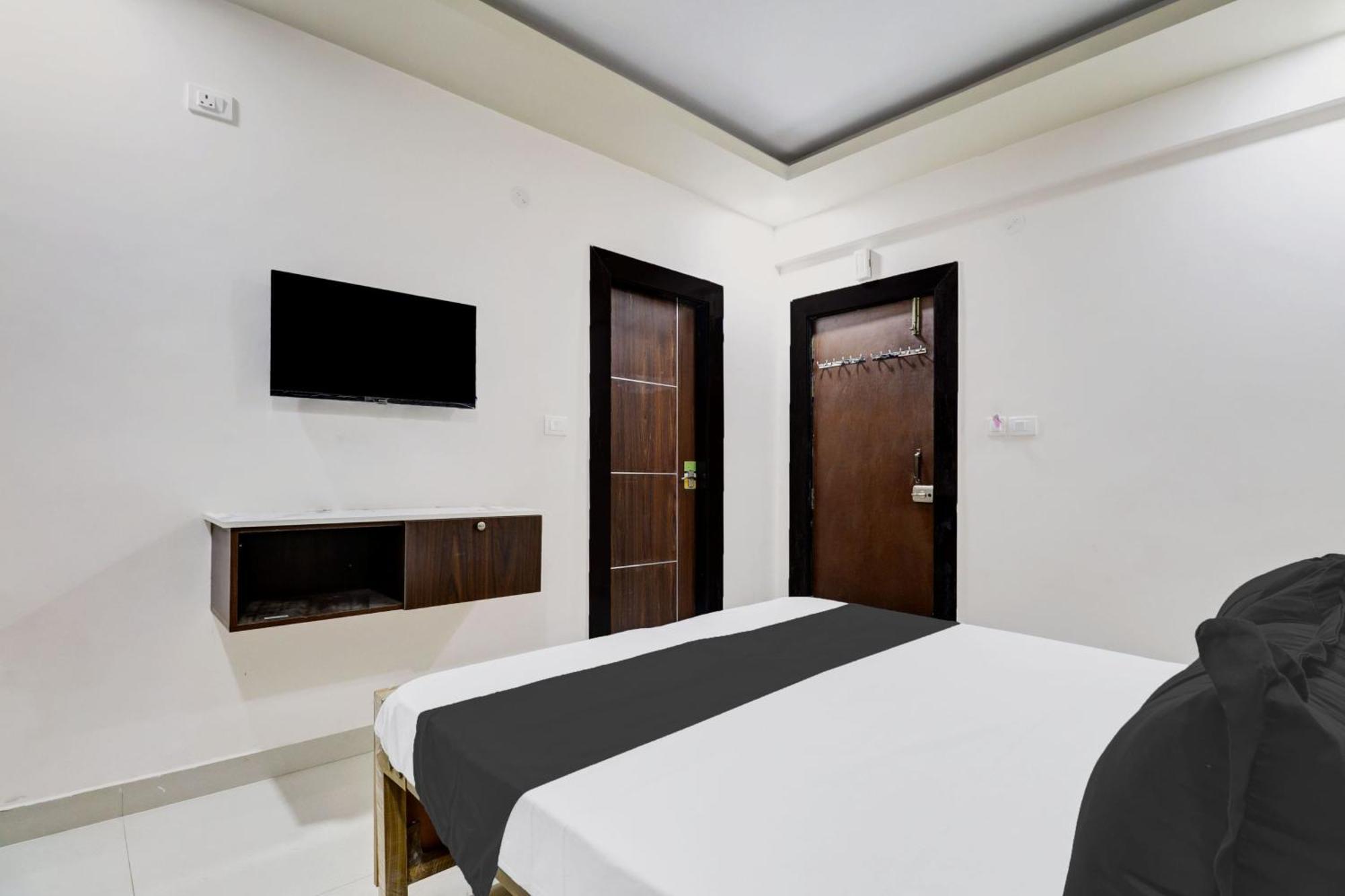 Super Hotel O Sri Harshitha Grand Near Zudio - Star Bazaar, Kundalhalli Gate Бангалор Экстерьер фото